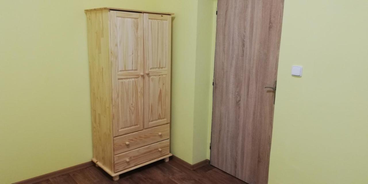 Booking Trzni Decin Exterior photo